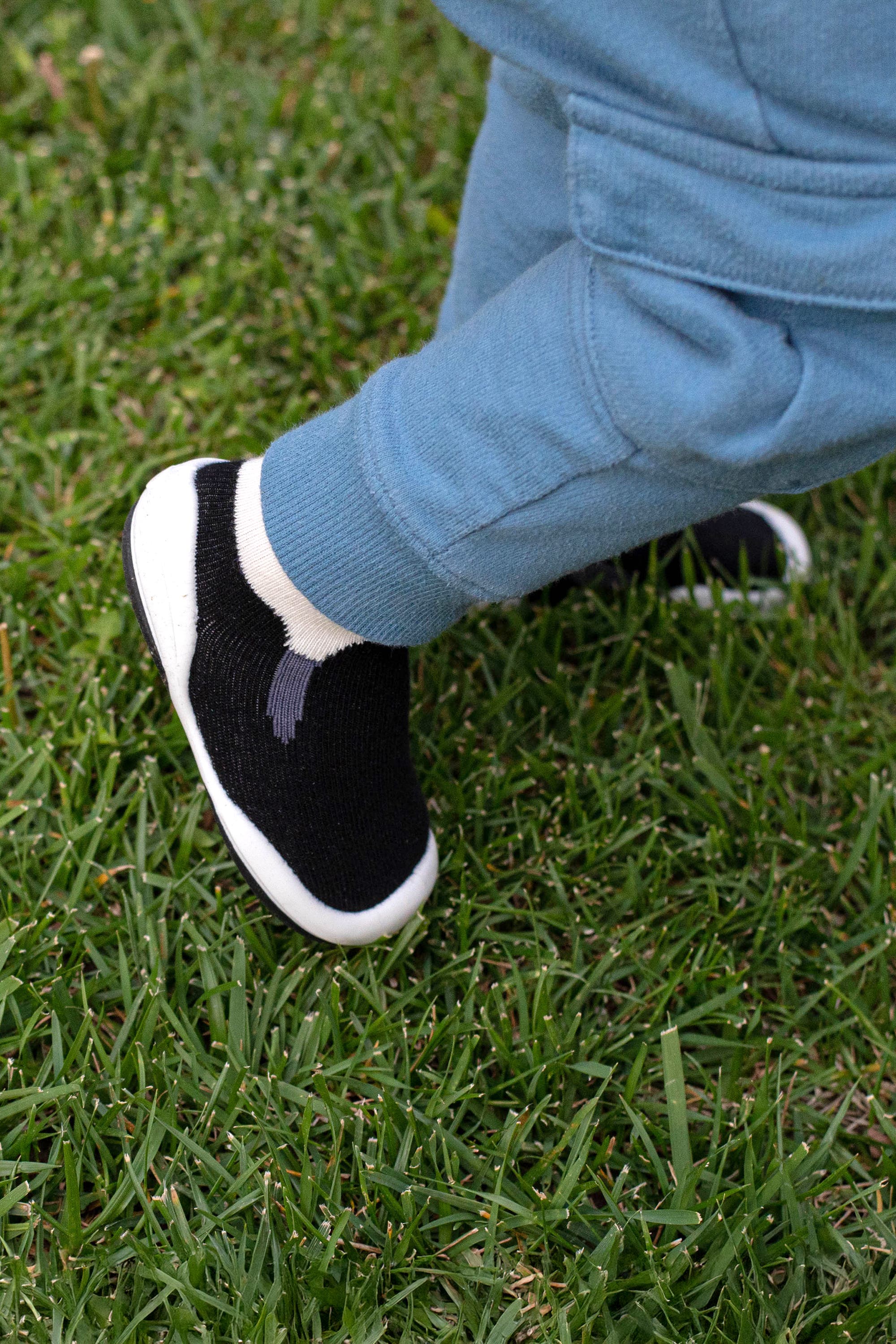 Komuello Toddler Boy Sock Shoes - Midnight Dash, Alternate, color, Midnight Dash