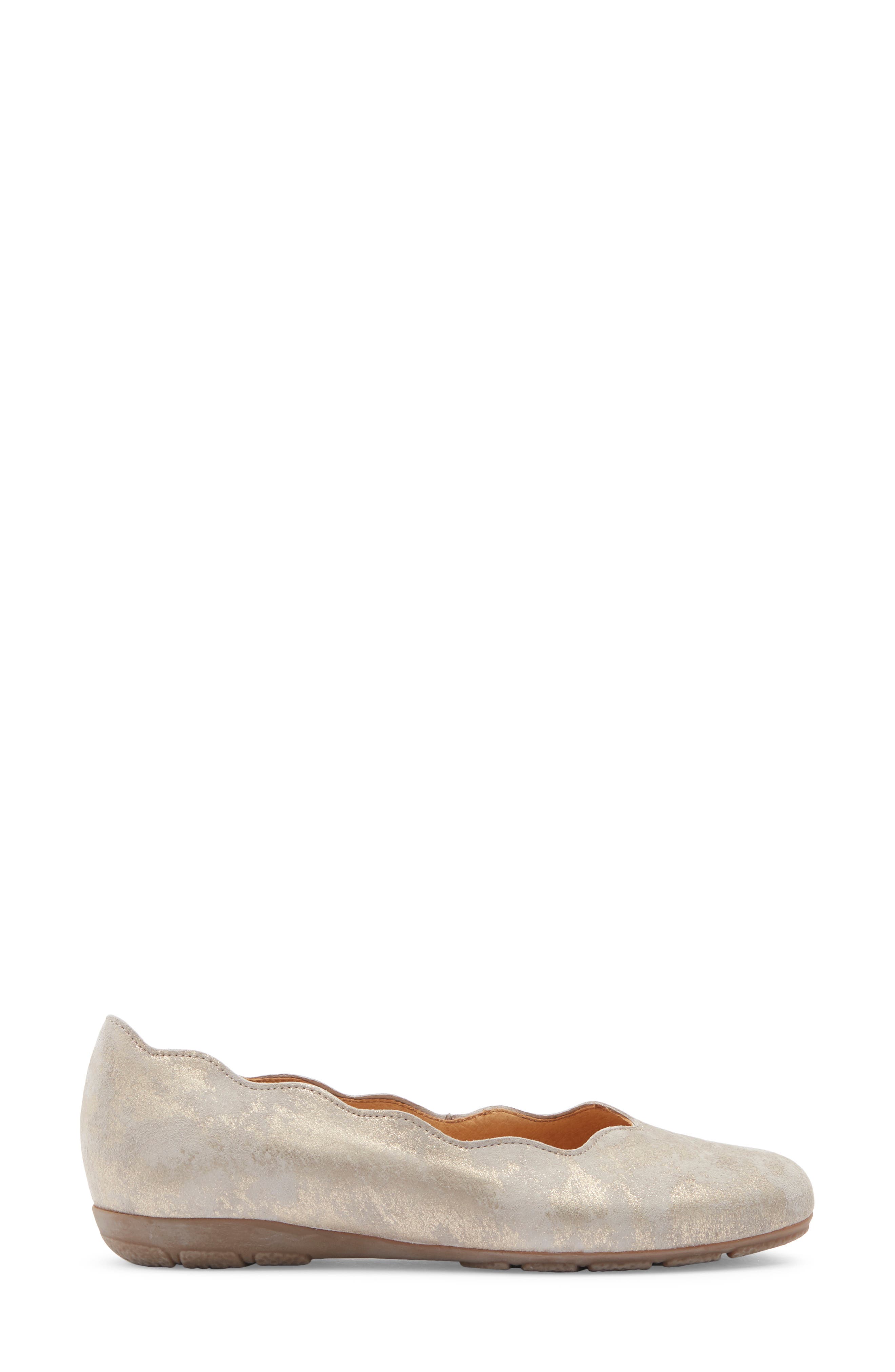 Scalloped Leather Ballet Flat, Alternate, color, MUSCHEL