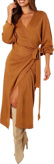 Sarine Cutout Long Sleeve Velvet Maxi Cocktail Dress
