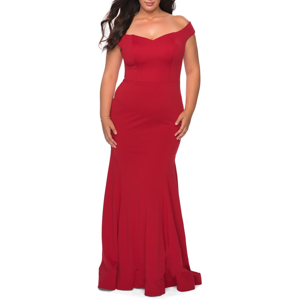 La Femme Off The Shoulder Plus Size Jersey Dress In Red
