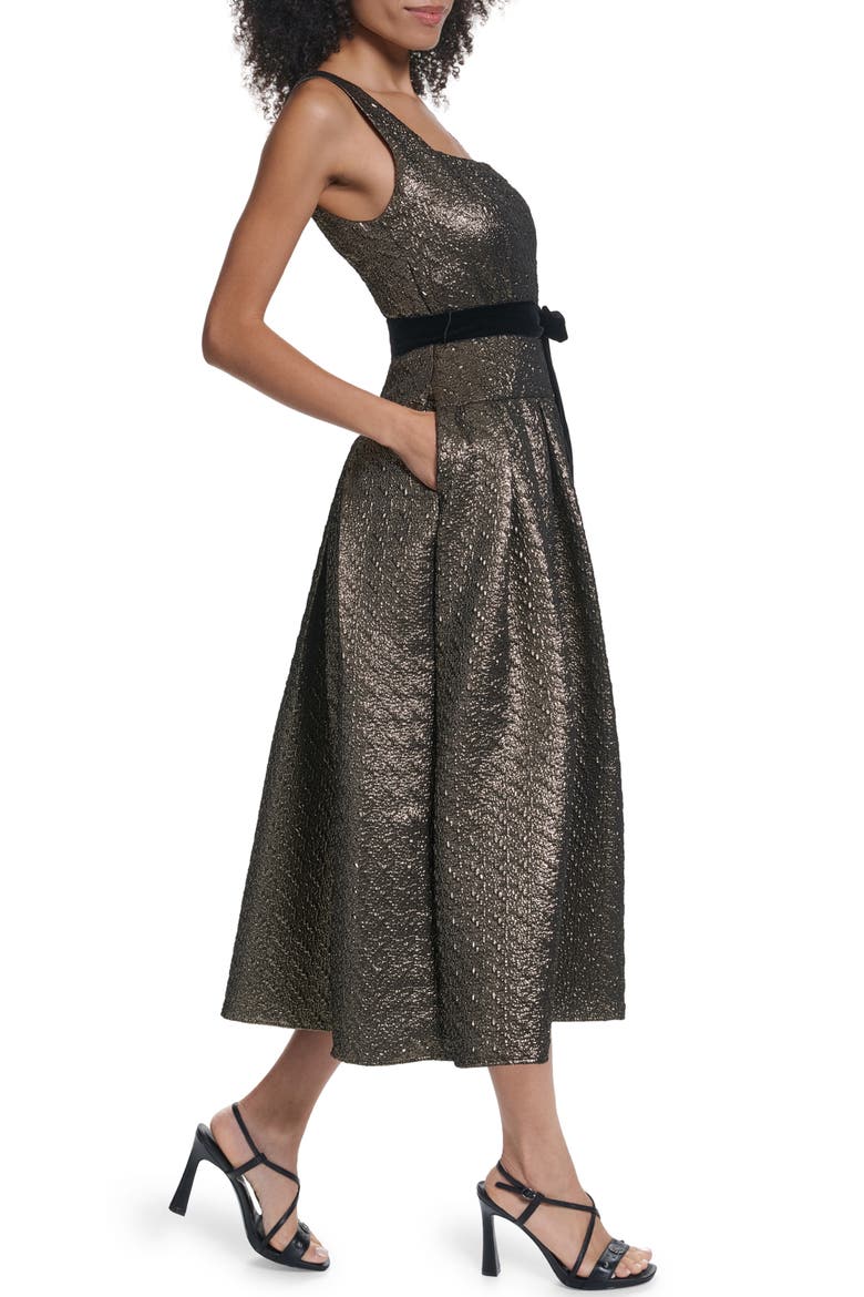 Velvet Bow Metallic Jacquard Sleeveless Cocktail Dress, Alternate, color, GOLD