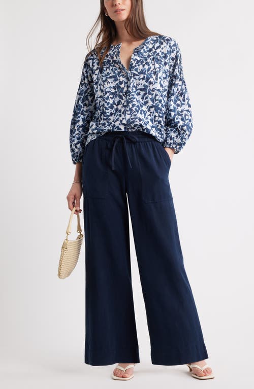 Caslonr Caslon(r) Pintuck Pleat Top In Navy- White Brushed Blooms
