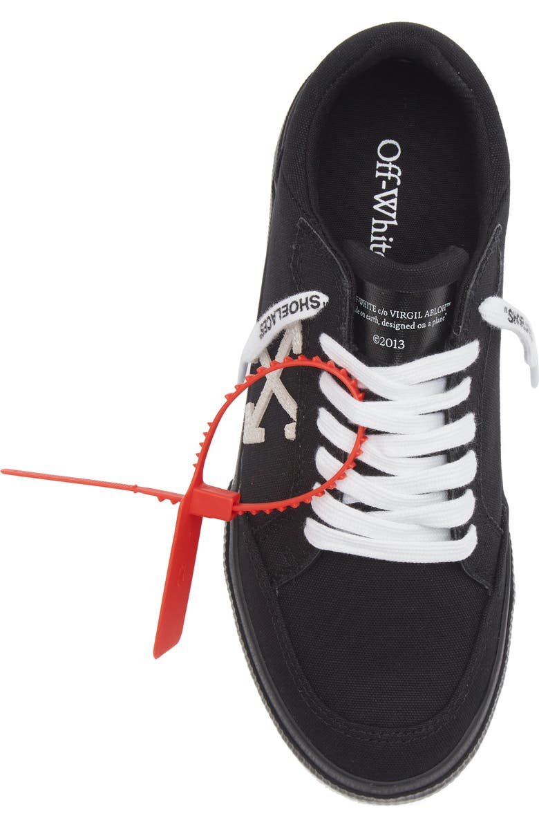 Off-White Vulcanized Low Sneaker, Alternate, color, Black - White