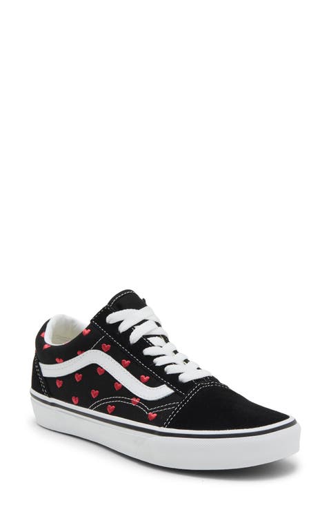 Old Skool Low Top Sneaker