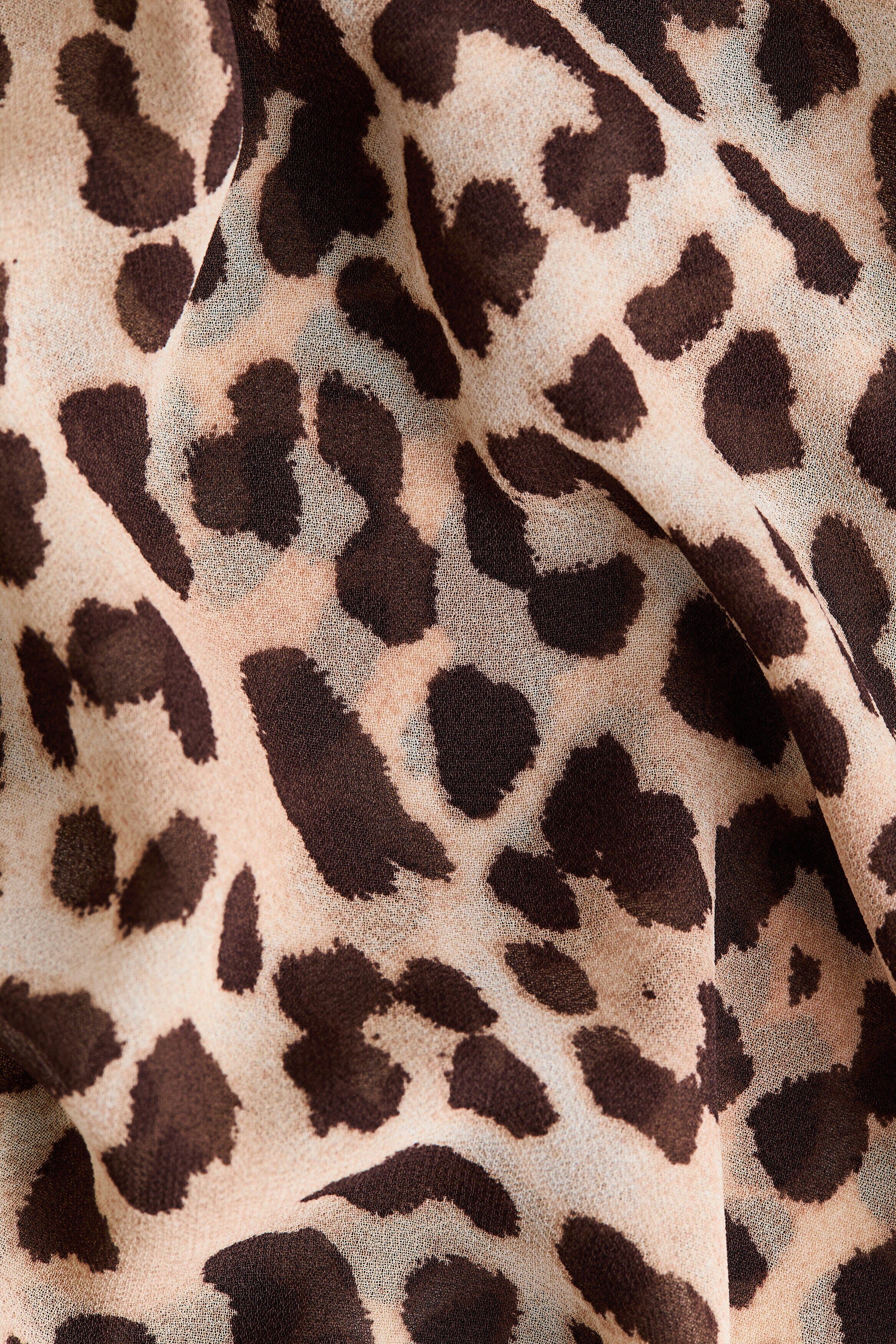 Scarf-collar Chiffon Top - image 4