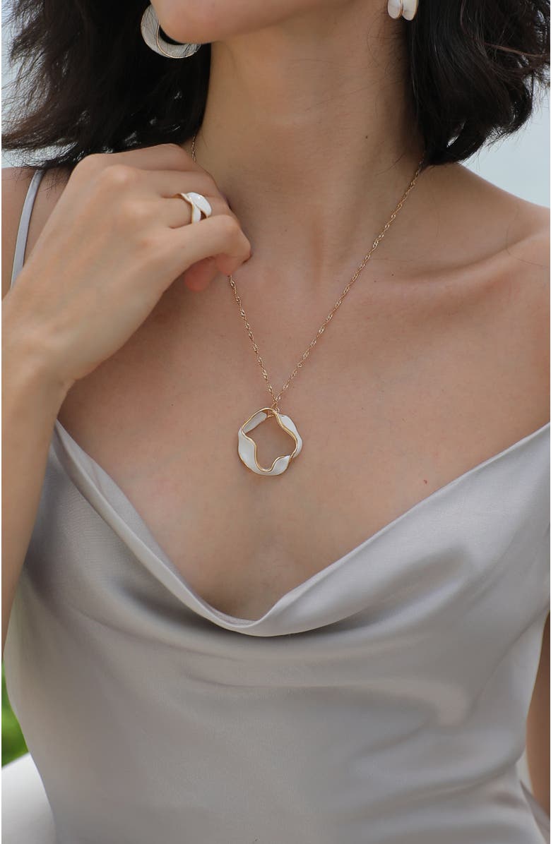 RC RETRO CHIC Breeze Necklace, Alternate, color, Gold & White