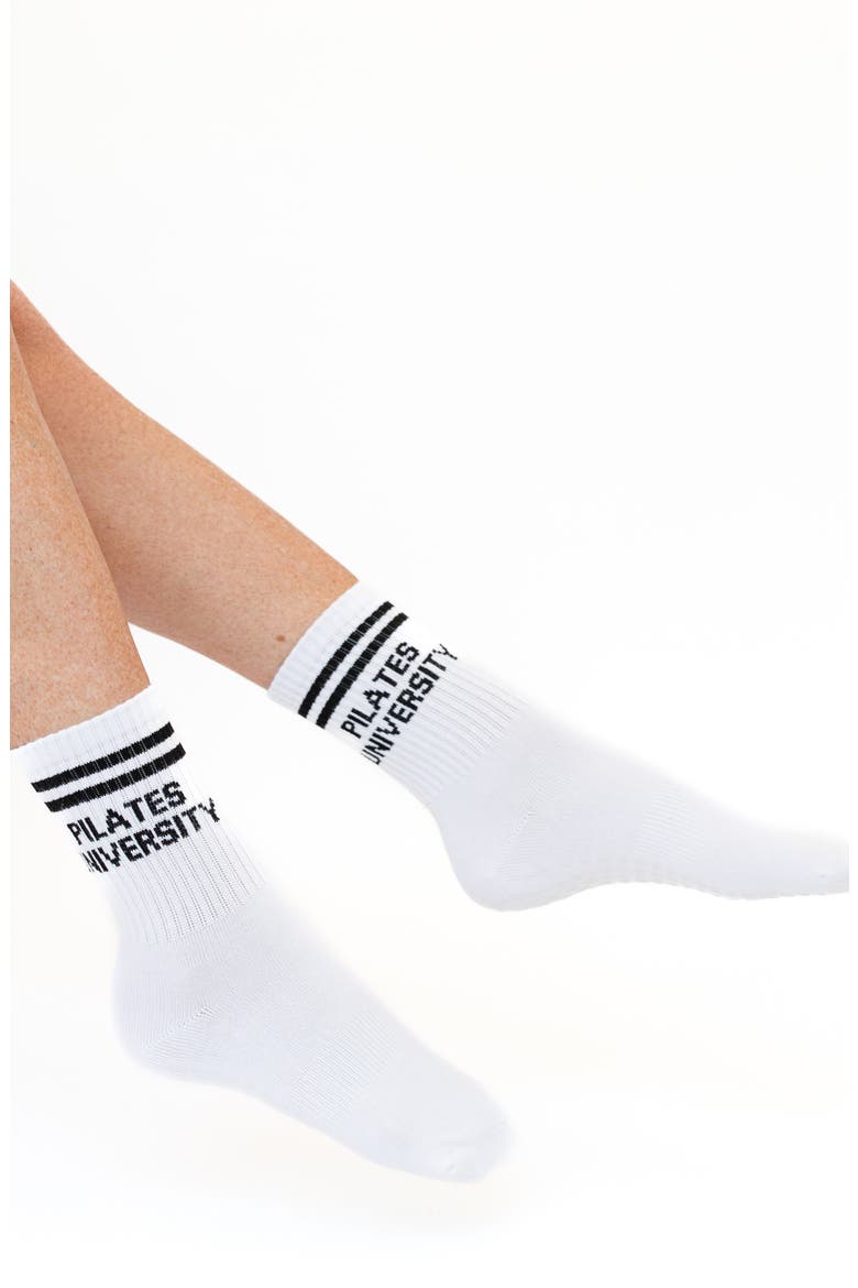 Assorted 2-Pack Classic Nonslip Grip Crew Socks, Alternate, color, WHITE/ OLIVE