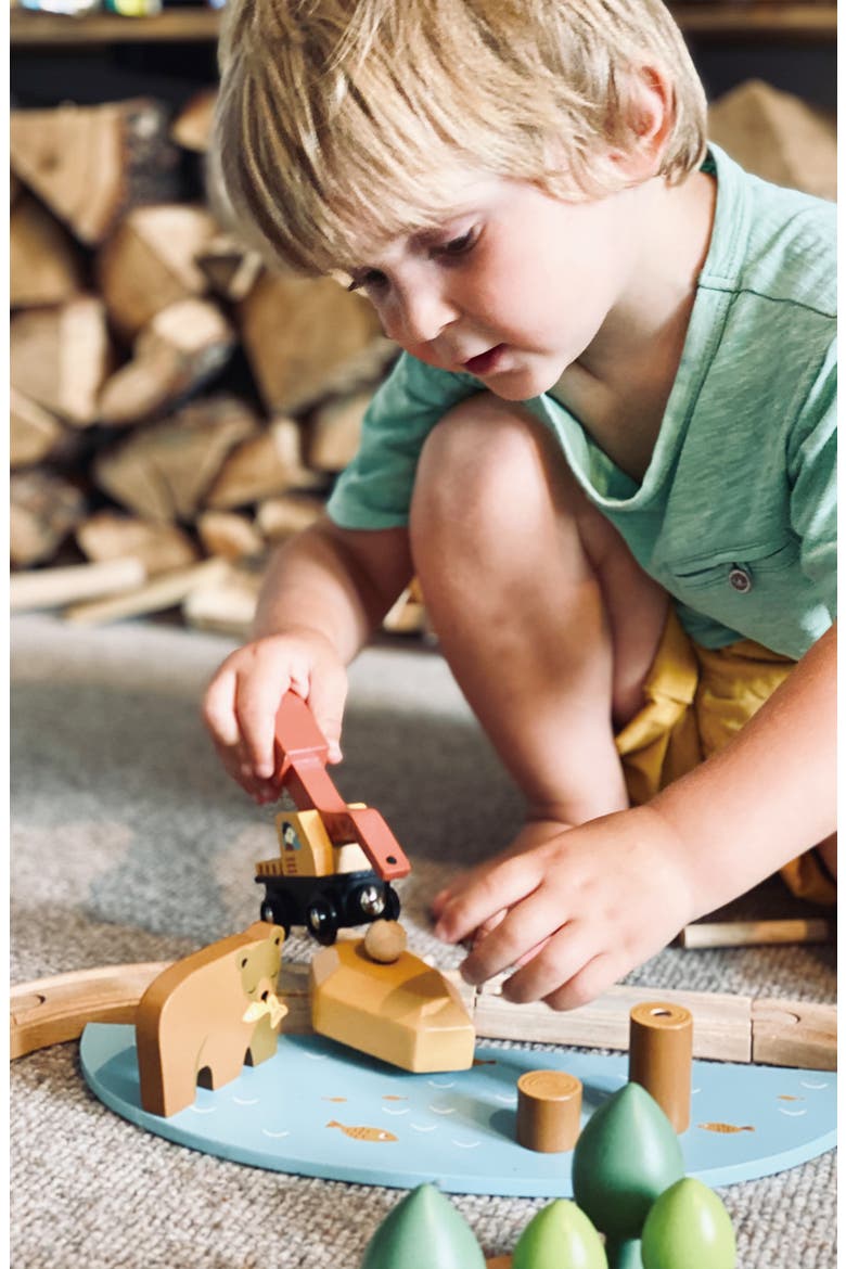 Wild Pines 30-Piece Train Set, Alternate, color, MULTI