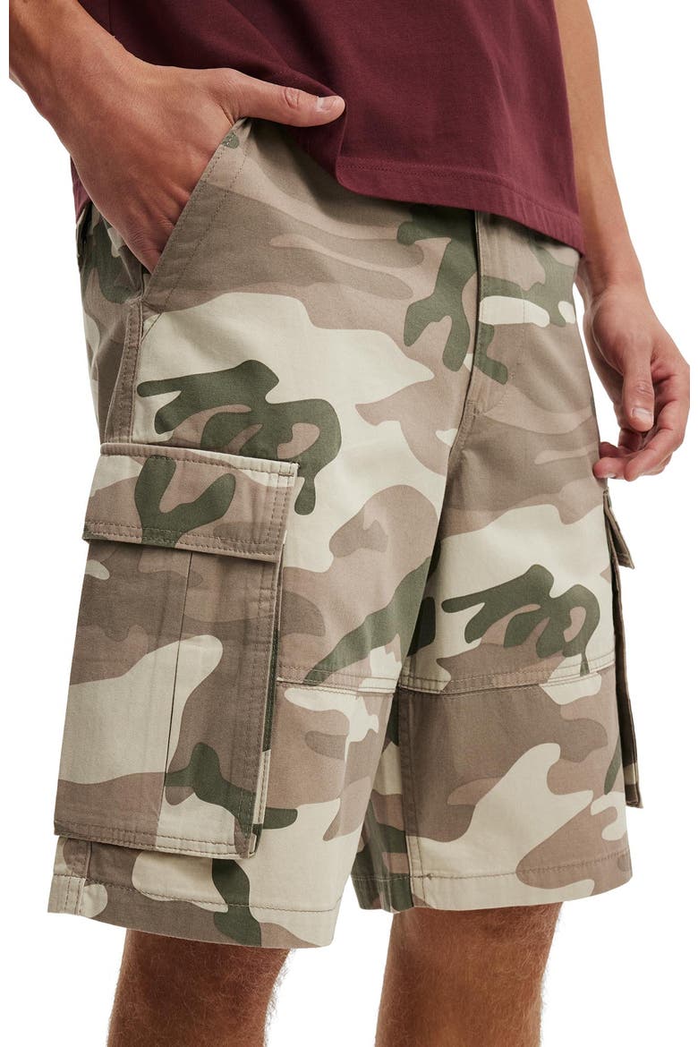 Men's Baggy Cargo Short, Alternate, color, Desert Camo