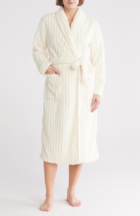 Textured Plush Fleece Robe