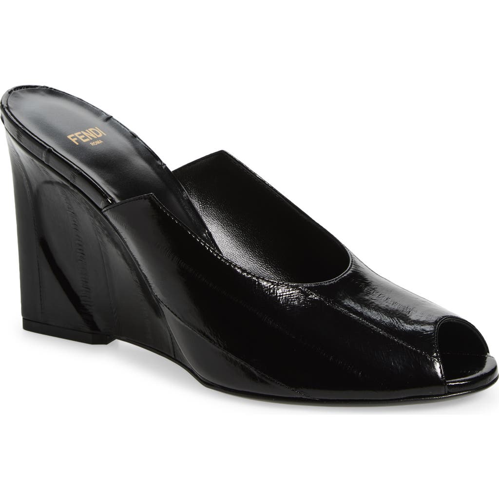 Fendi Black Hagfish Leather Sandals In Black