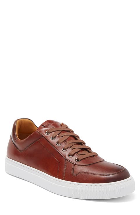 Bobbie Sneaker