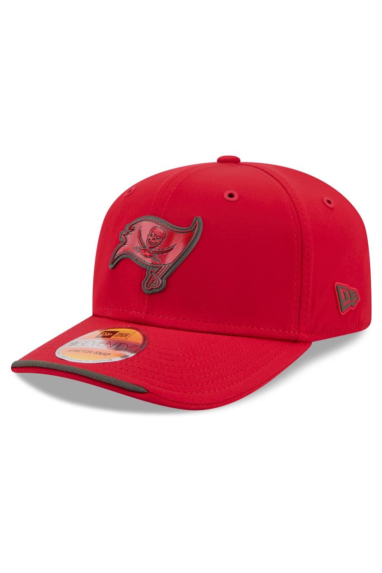 Men's New Era Red Tampa Bay Buccaneers 2026 Sideline 9SEVENTY Adjustable Hat, Main, color, Red