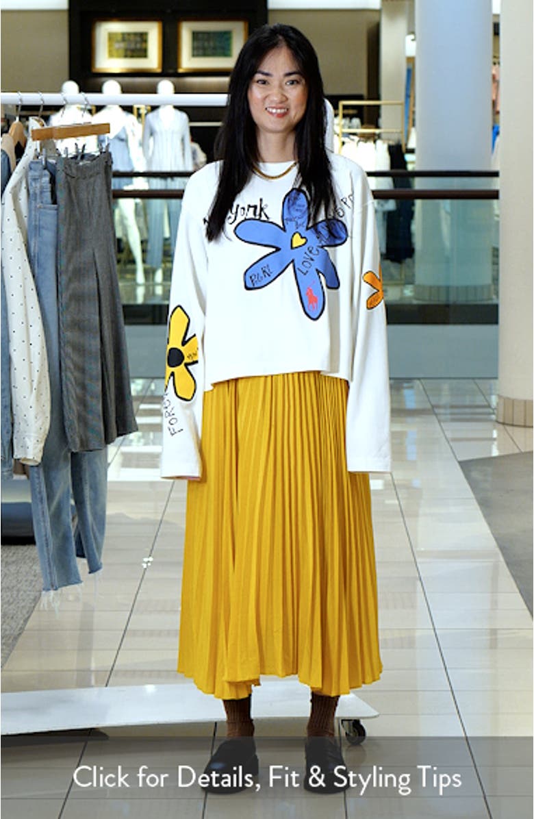 Floral Long Sleeve Graphic T-Shirt, sales video thumbnail