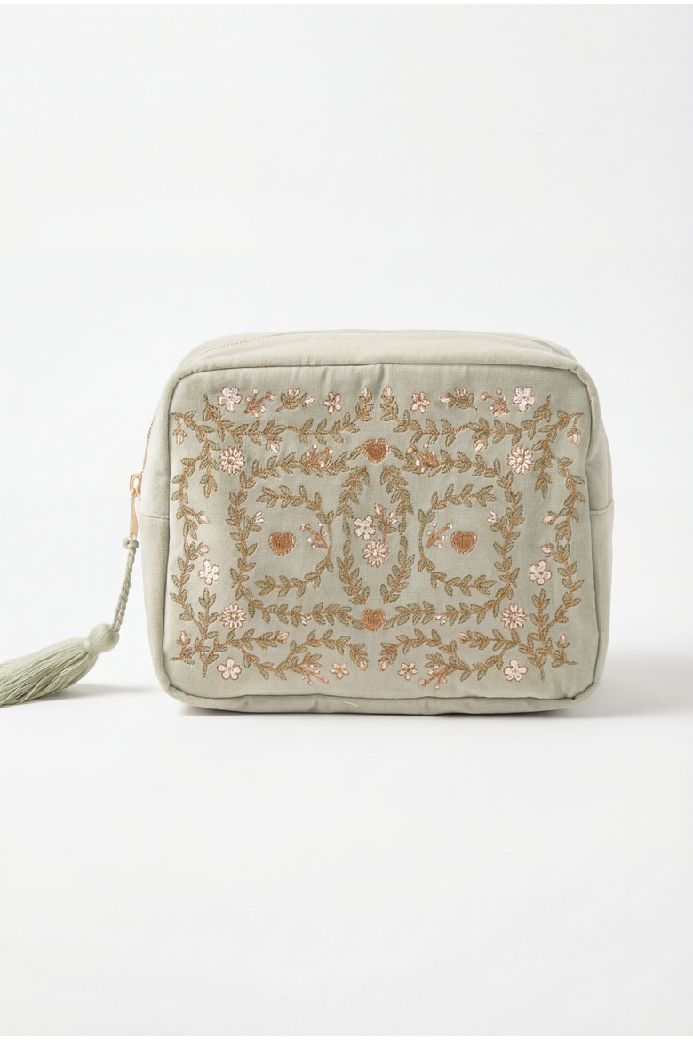 Mediterranean Garden Velvet Wash Bag, Main, color, Sage
