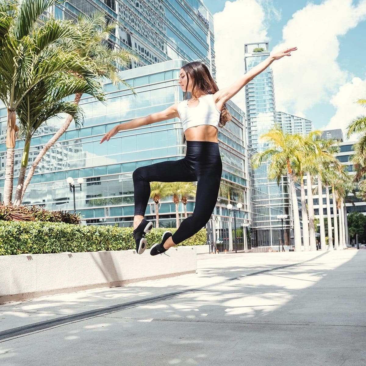 Fuego Women's Split-sole Sneaker, Alternate, color, Black