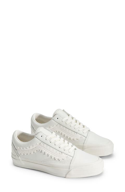 Premium Old Skool Sneaker (Women)