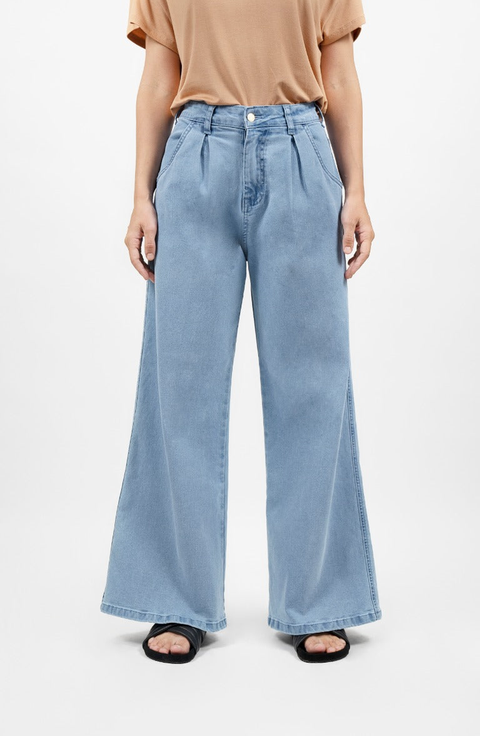 Los Angeles Wide Leg Jeans in Sky