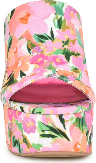 人気！【NINE WEST】Olley プラットフォーム スライド サンダル Olley Platform Slide Sandals – Nine West