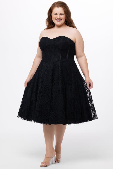 Sweetheart Strapless Lace Bustier Plus Size Party Dress