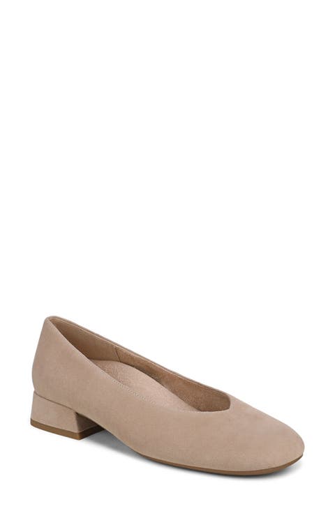 Petra Leather Pump