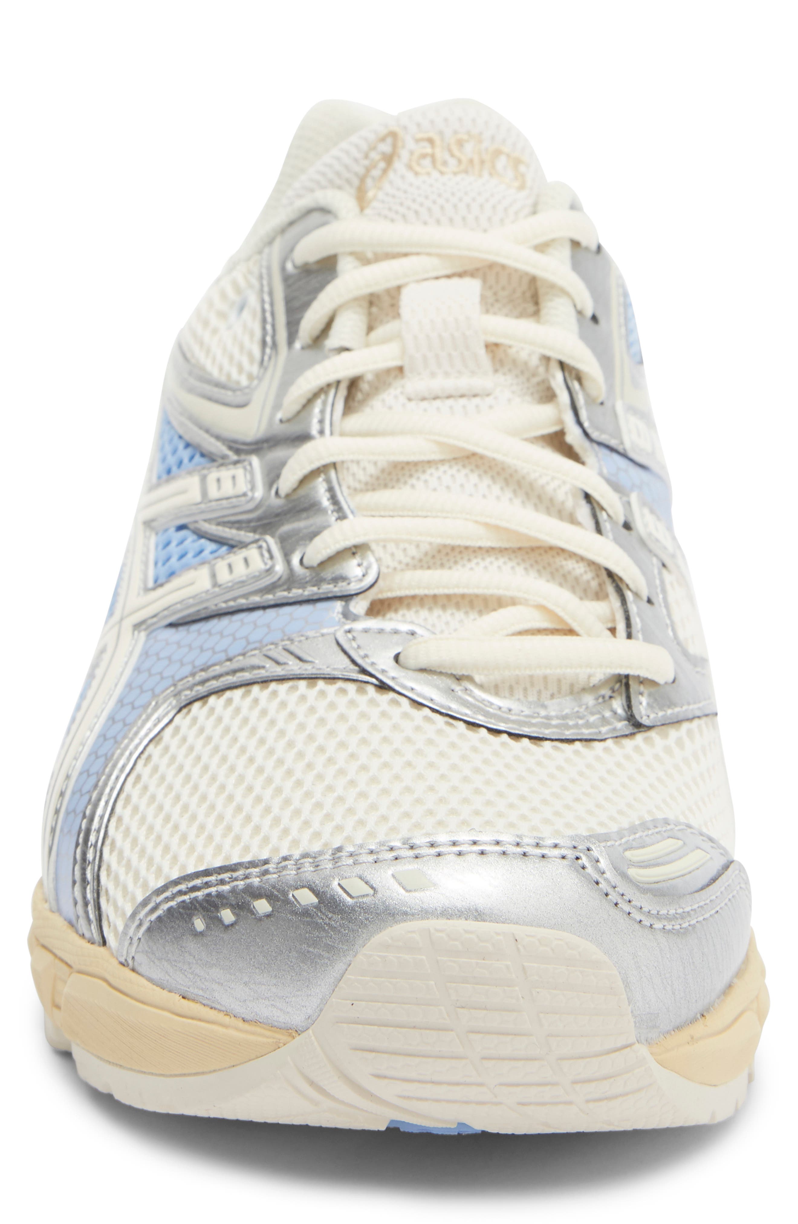 Gender Inclusive Gel-DS Trainer, Alternate, color, IVORY/ LIGHT SAPPHIRE