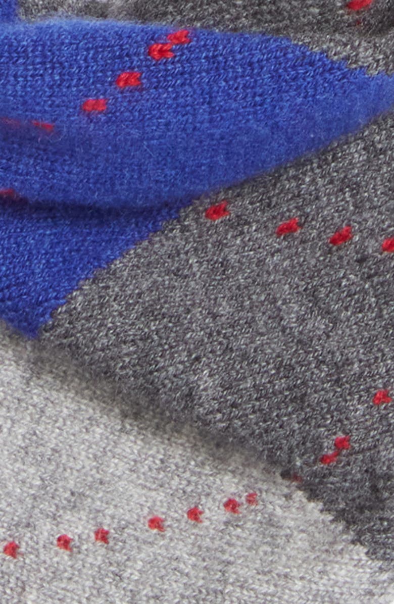 Johnstons of Elgin Clan Plaid Cashmere Triangle Scarf, Alternate, color, Ju1614 Mid Grey