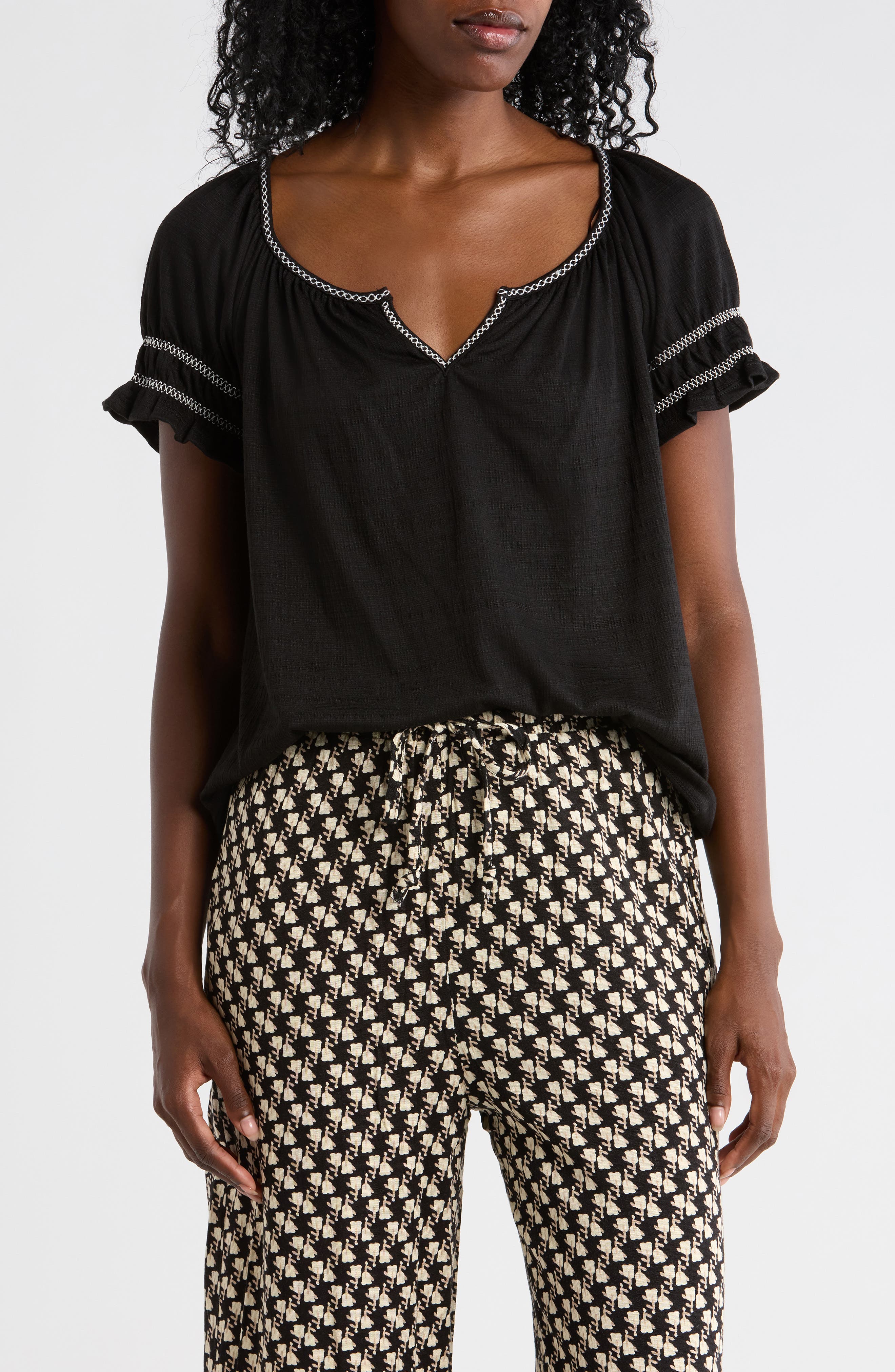 MAX STUDIO Topstitched Puff Sleeve Crepe Top
