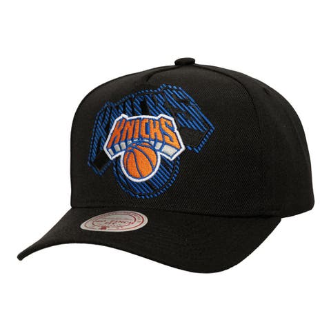 Men's Mitchell & Ness  Black New York Knicks Tilted Pro Pinch Adjustable Hat