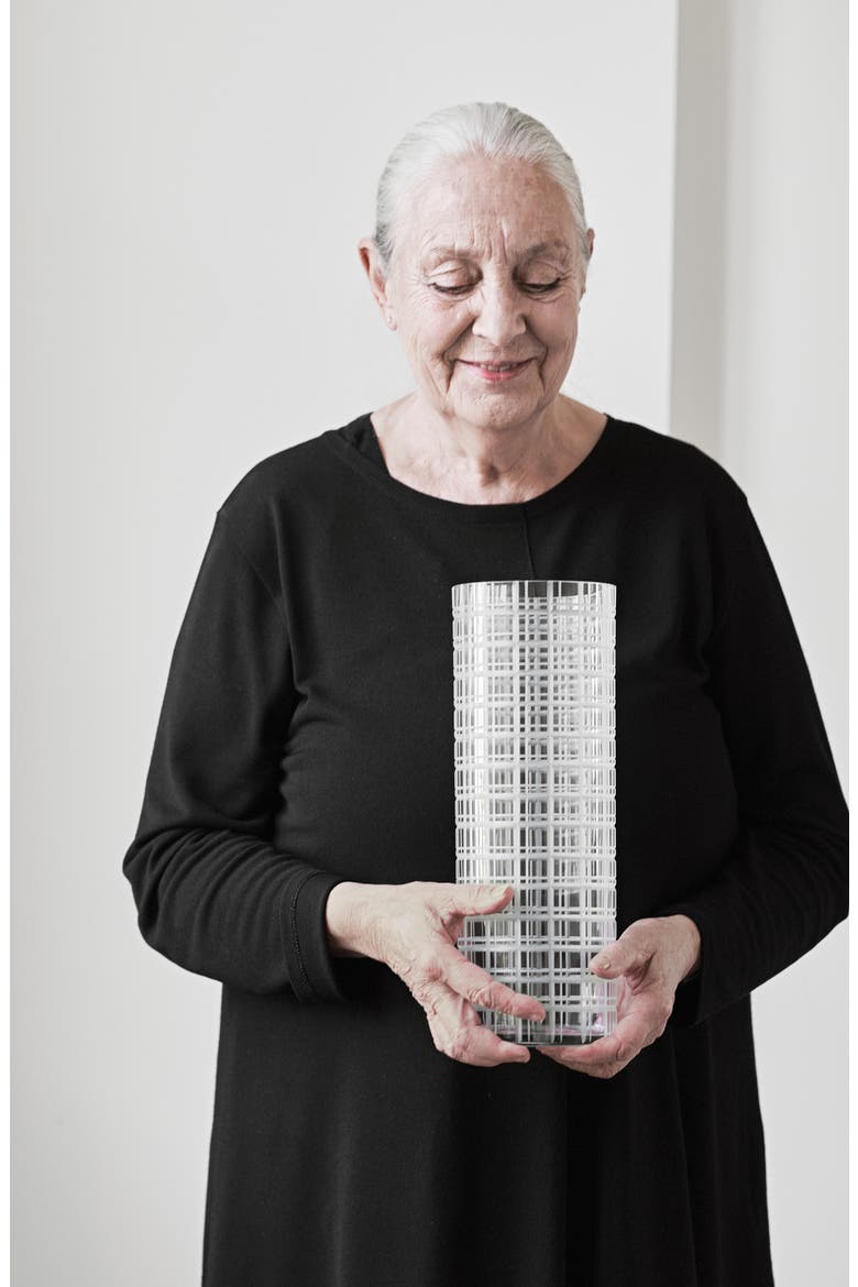 Large Cut in Number Checker Vase, Alternate, color, NO COLOR