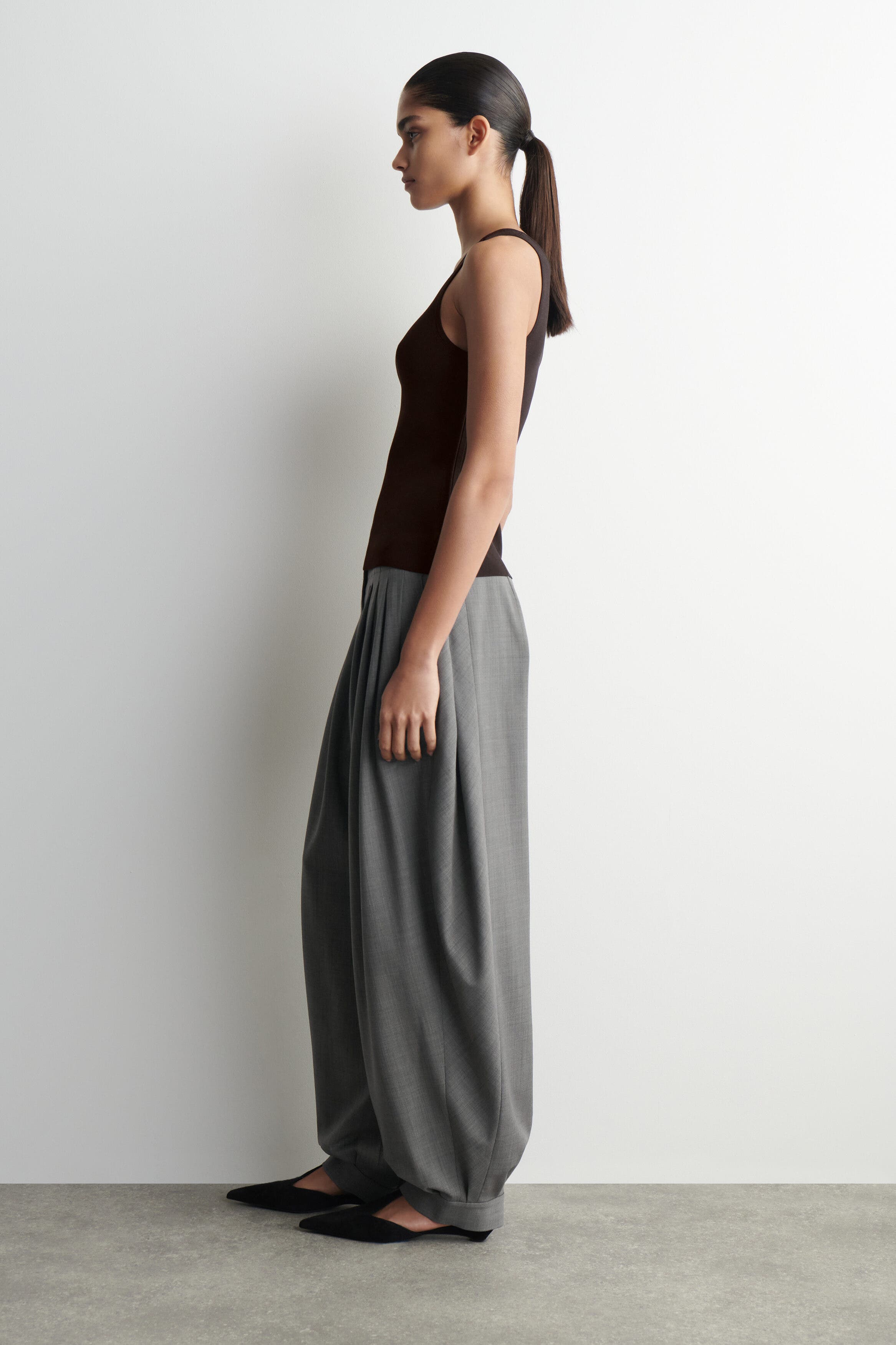 Knitted Scoop-Neck Tank Top - image 2
