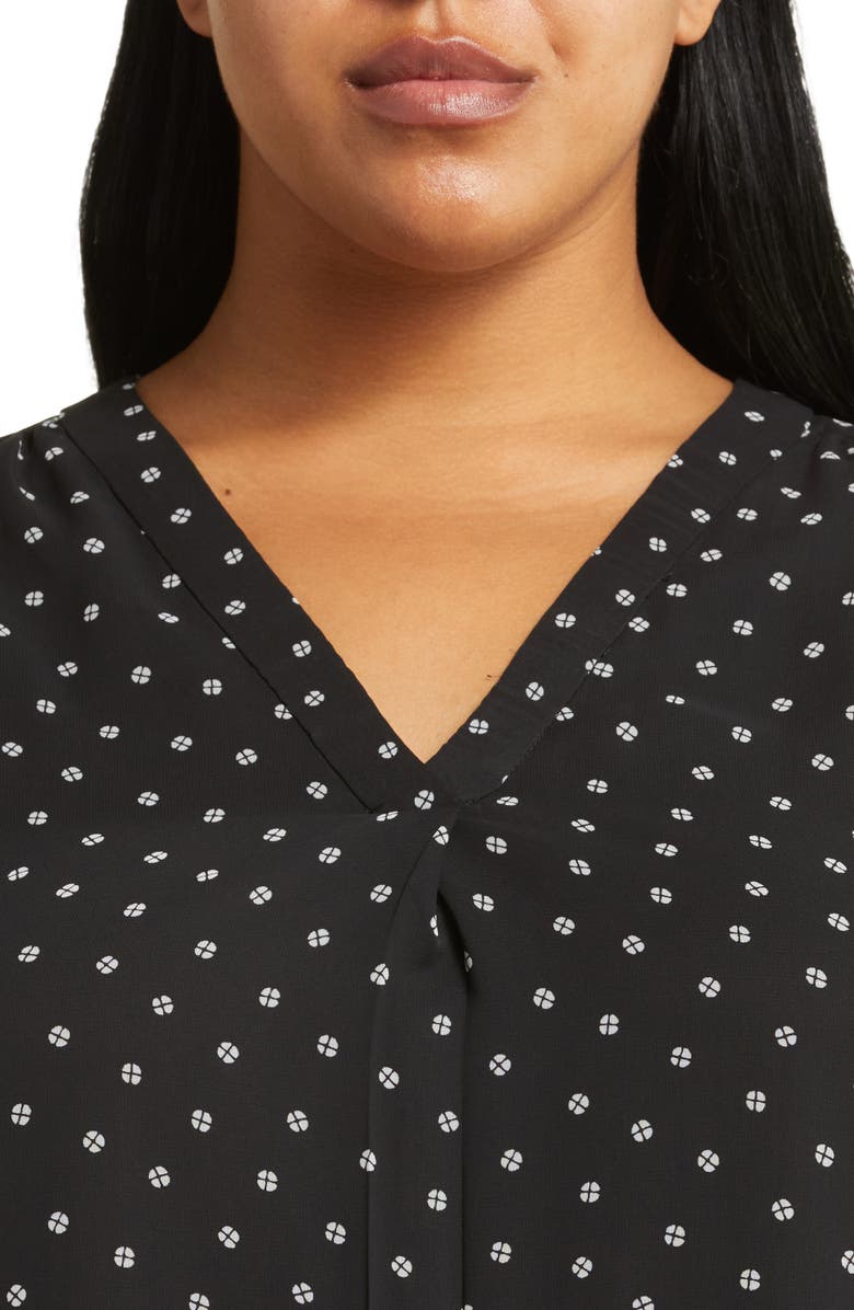 Jones New York Pleated V-Neck Three-Quarter Sleeve Top, Alternate, color, 