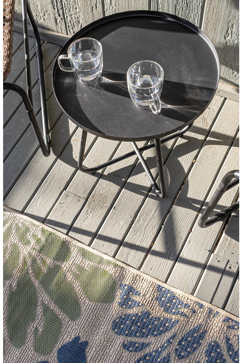 Zinnia Modern Floral Textured Weave Indoor/Outdoor Area Rug, Alternate, color, Navy/Green