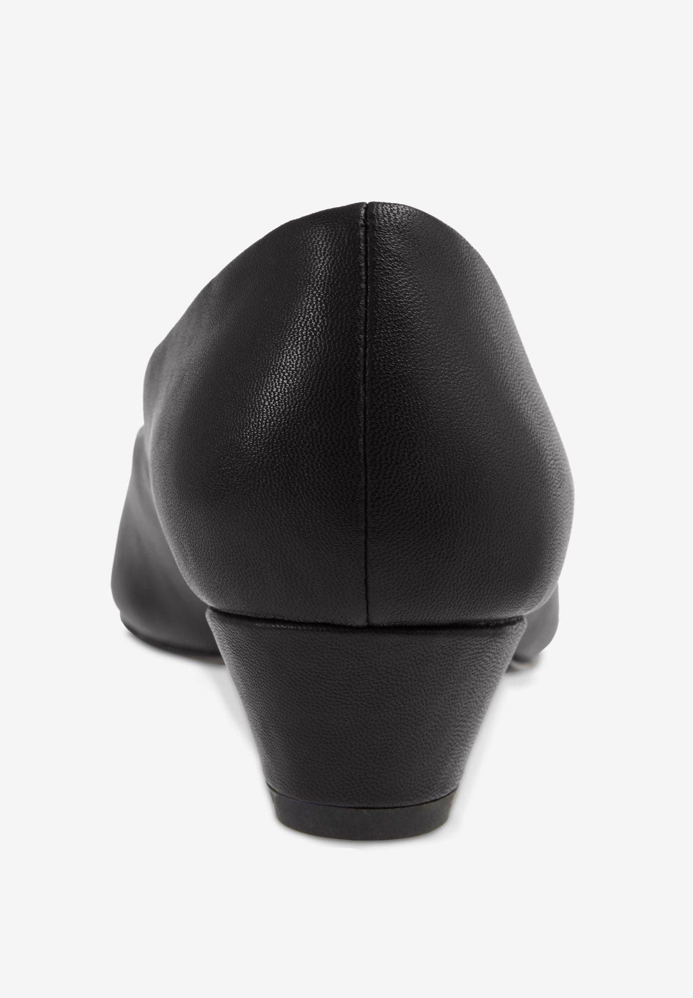 Comfortview The Vida Leather-Like Slip On Pump, Alternate, color, Black