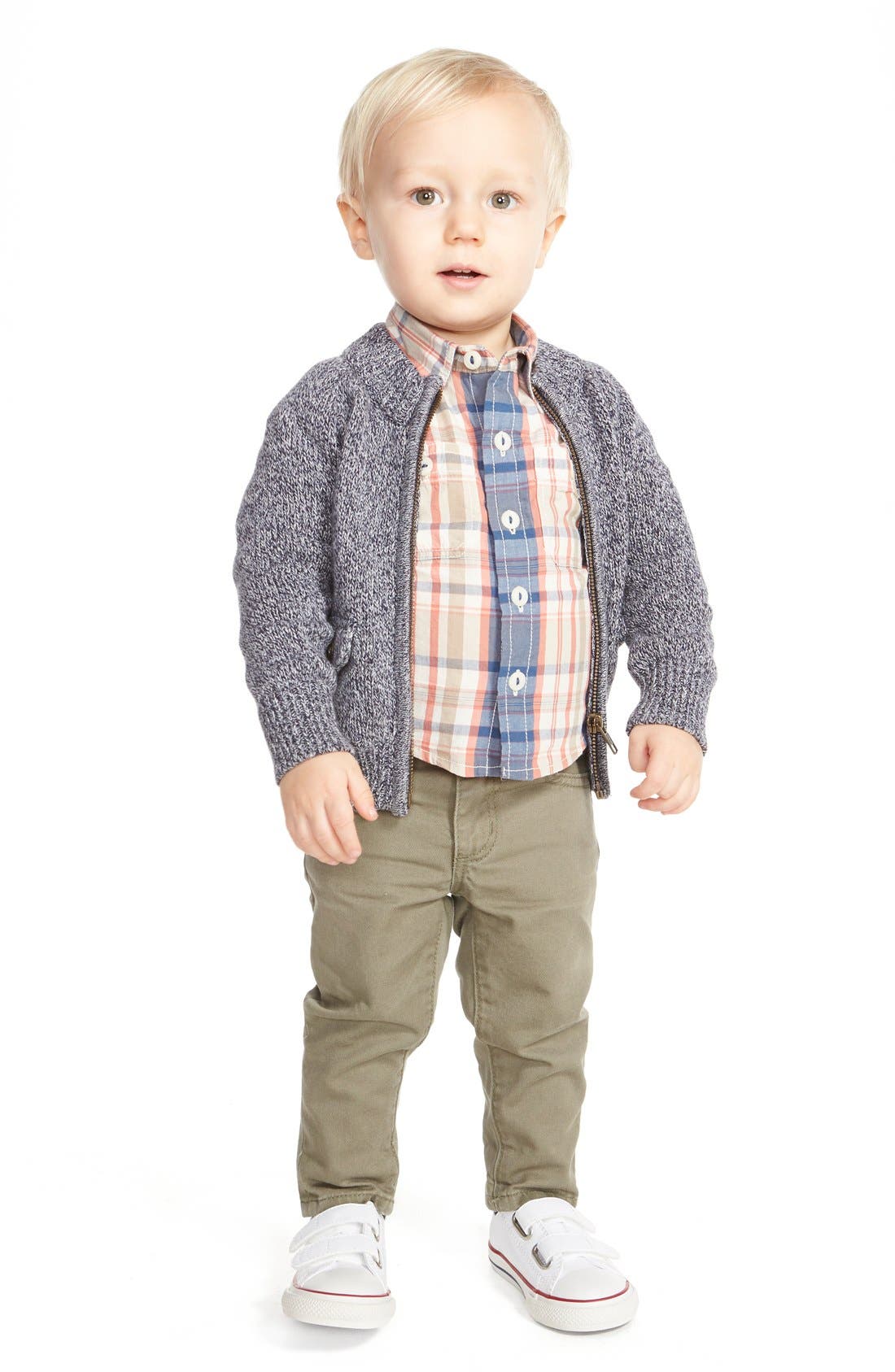 Converse Chuck Taylor<sup>®</sup> All Star<sup>®</sup> 2V Sneaker, Alternate, color, White