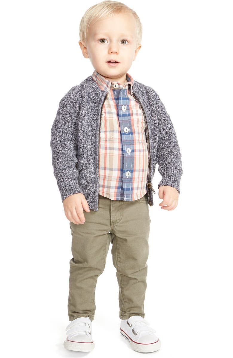 Converse Chuck Taylor<sup>®</sup> All Star<sup>®</sup> 2V Sneaker, Alternate, color, White