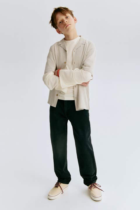 Relaxed Tapered Fit Jeans