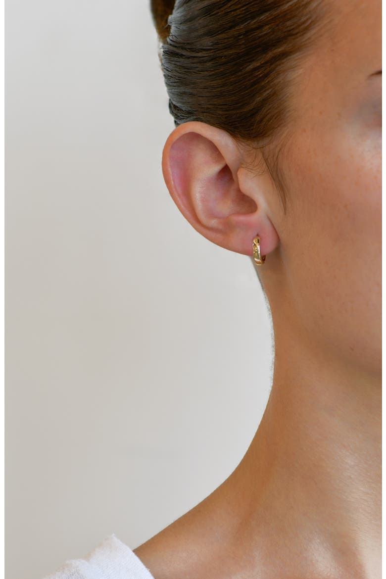 Classique Wide Huggie Hoop Earrings, Alternate, color, GOLD