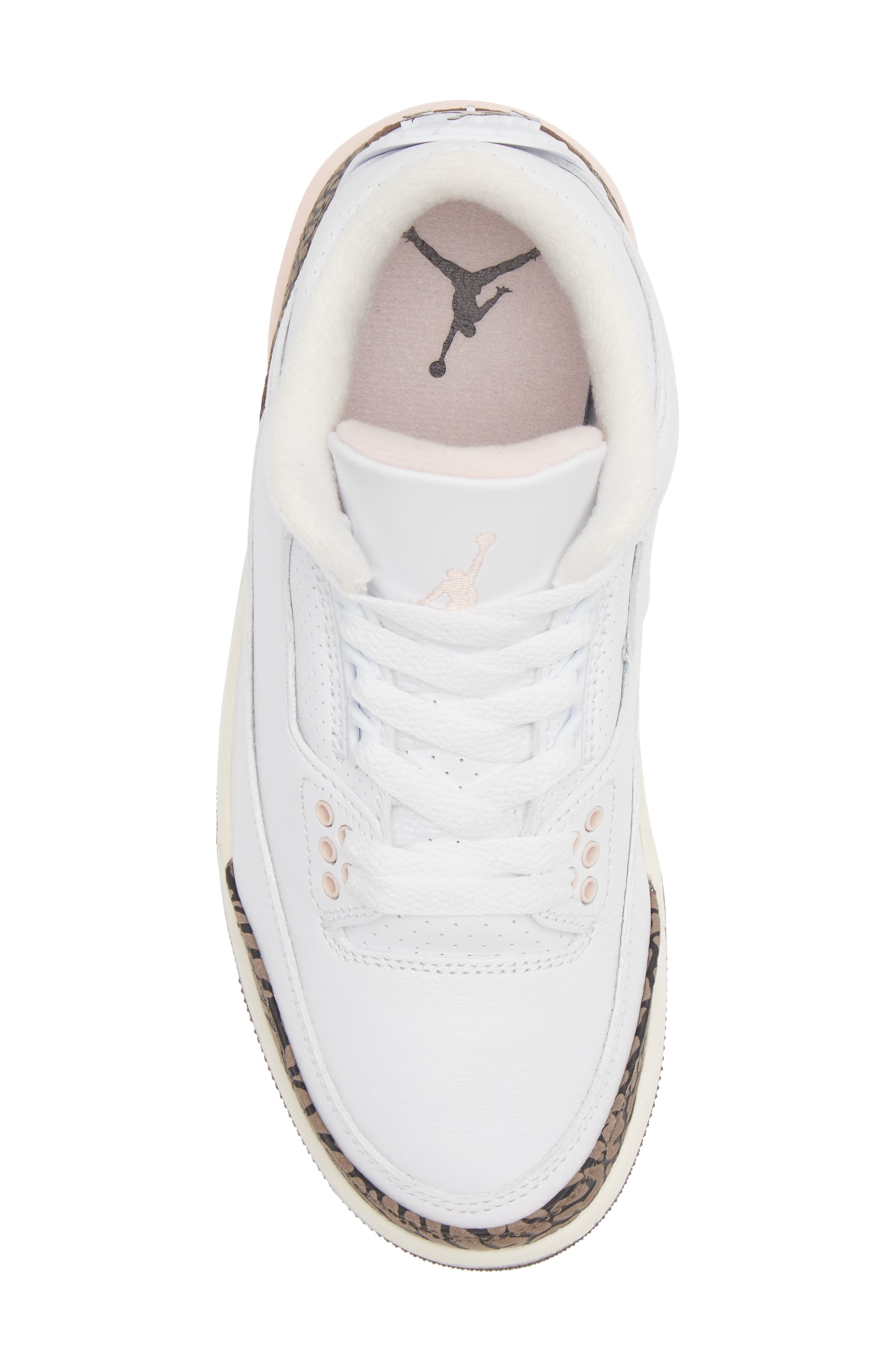 Air Jordan 3 Retro Basketball Sneaker, Alternate, color, WHITE/ DARK MOCHA/ ATMOSPHERE