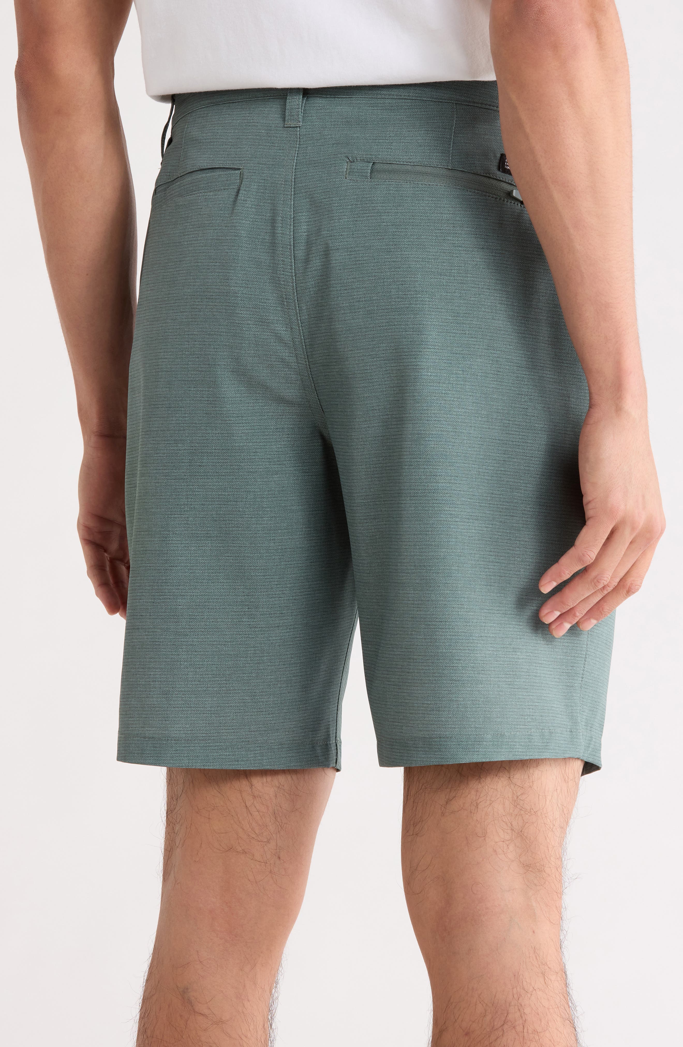 Explore Print Hybrid Shorts - image 4