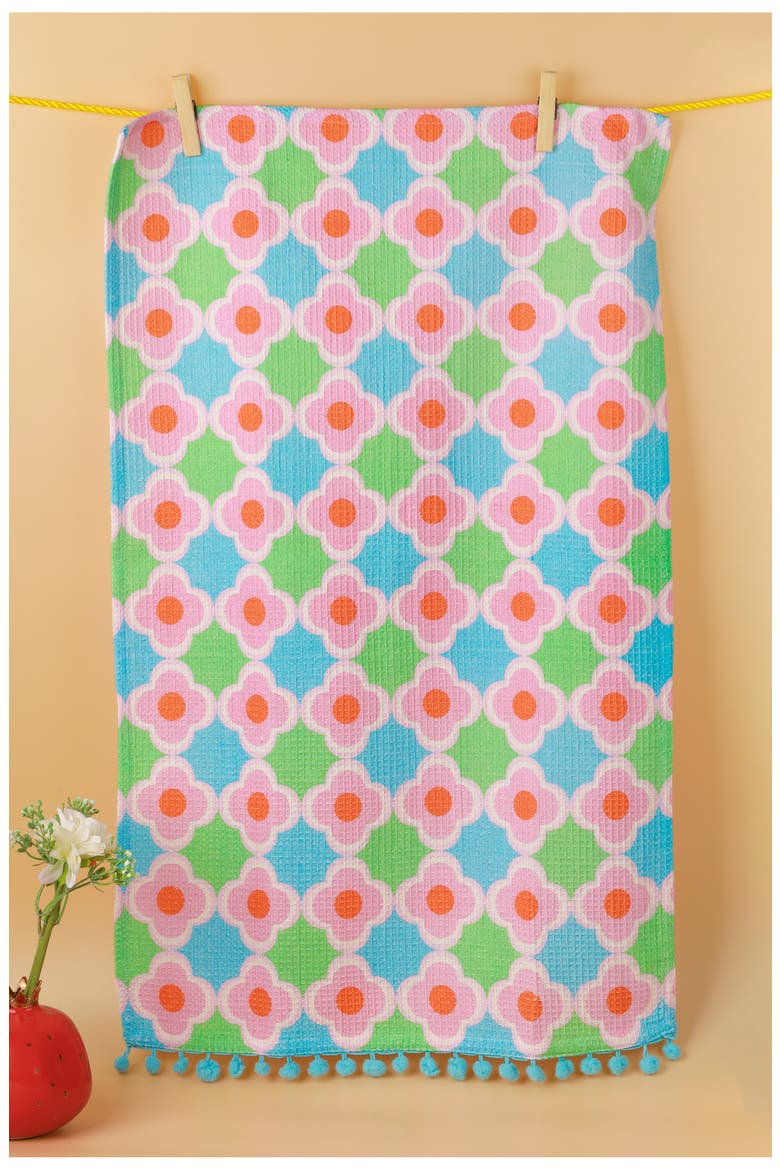 Retro Pop Floral Set of 3 Kitchen Towels, Alternate, color, PINK/ AQUA BLUE/ GREY