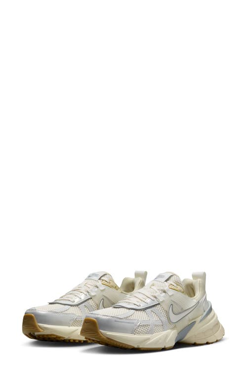 Nike V2k Run Sneaker