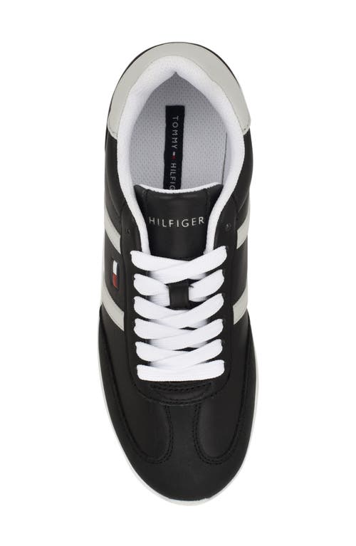 Tommy Hilfiger Eryanne Sneaker In Black01