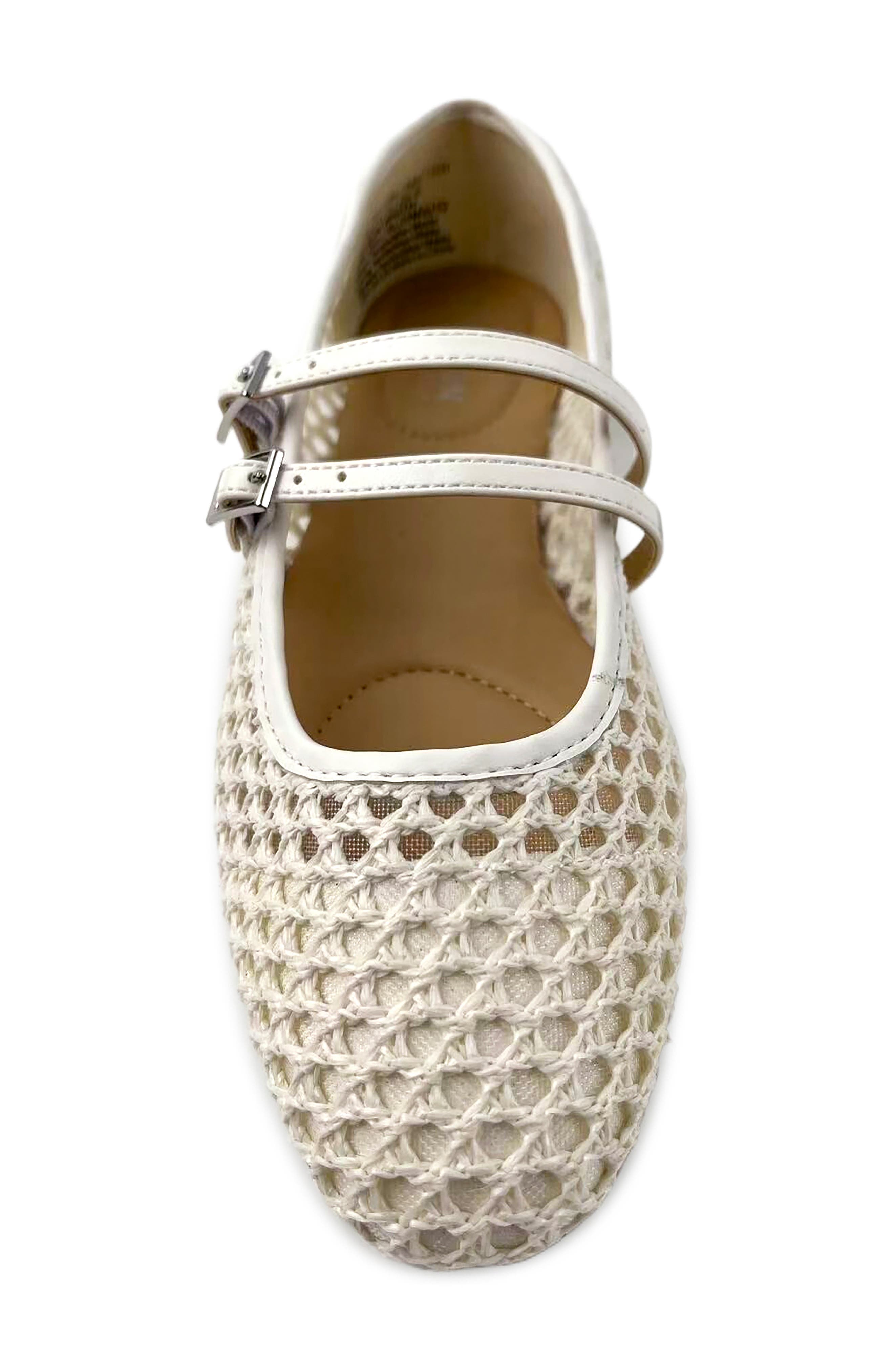 Malibu Crochet Flat - image 4