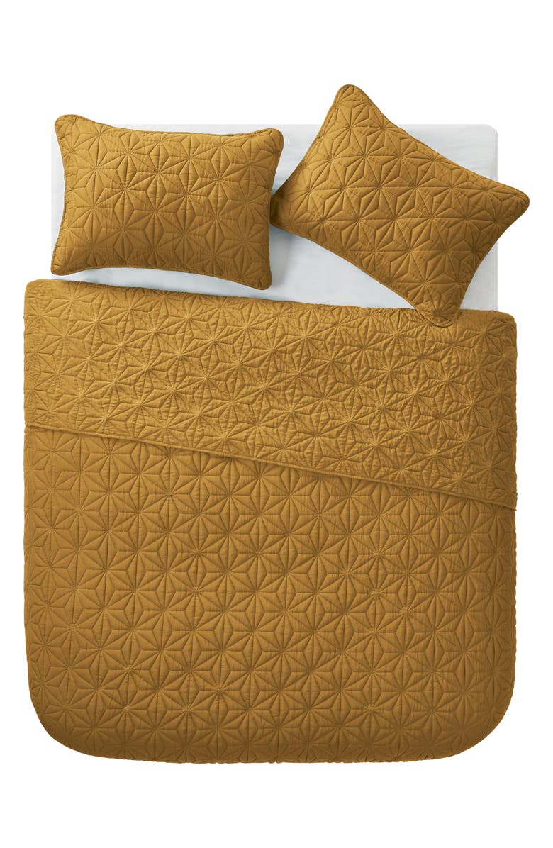 VCNY HOME Kaleidoscope Embossed Geometric Quilt Set - King, Alternate, color, Gold