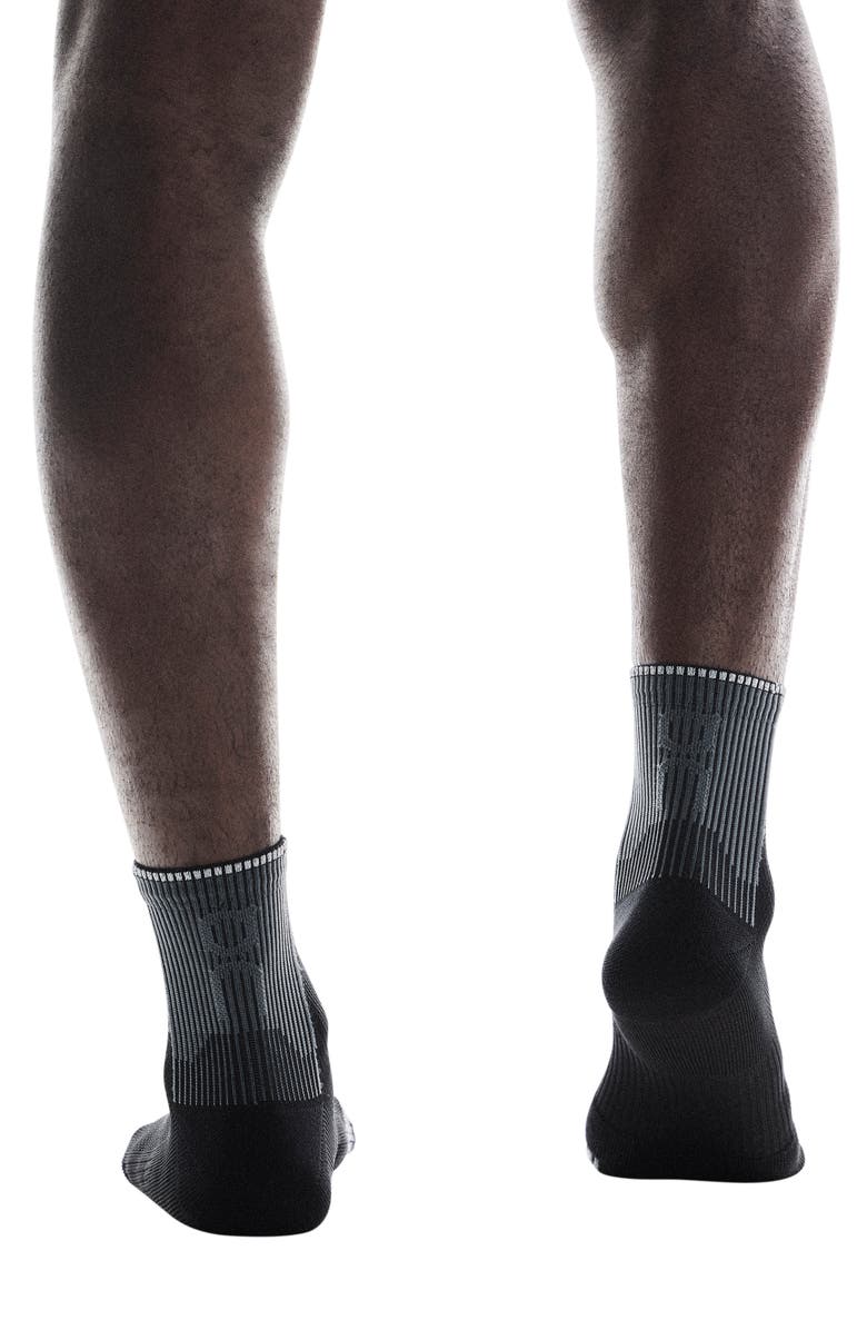 On Performance Run Quarter Socks, Alternate, color, 