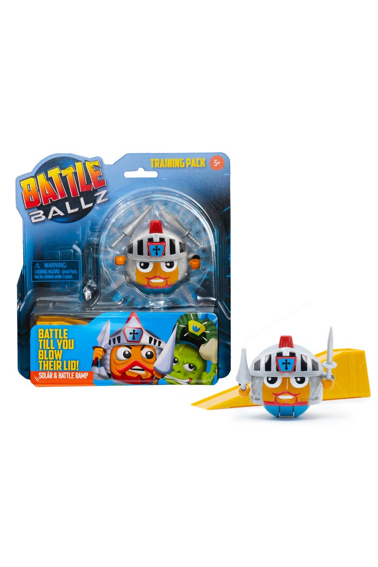 Training Pack Solar Weapon Wielding Toy Knight, Kids 5+, Alternate, color, Multicolored