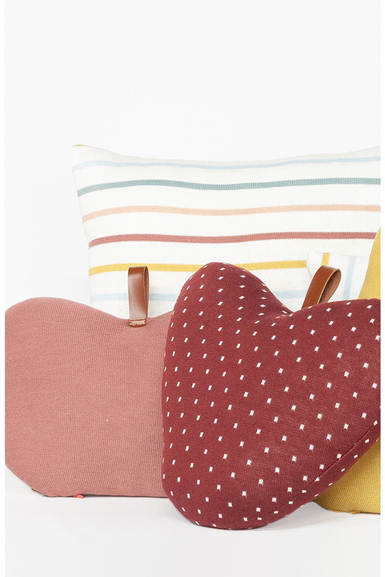 Apple Pillow, Alternate, color, Marselha