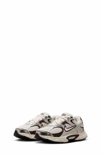 Kids' V5 Runner Sneaker