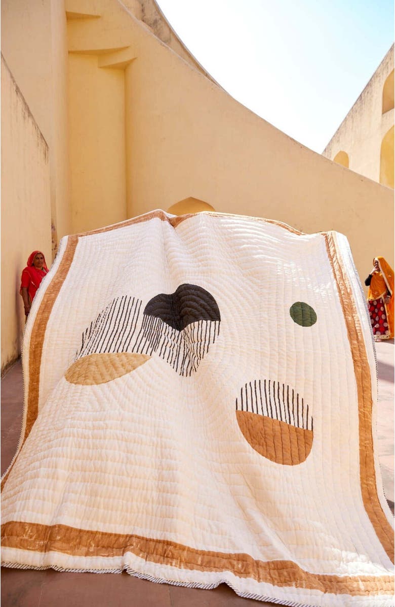 CQC LA HORIZON Quilt Bedding Set With 2 Shams, Alternate, color, Yellow, Orange, White